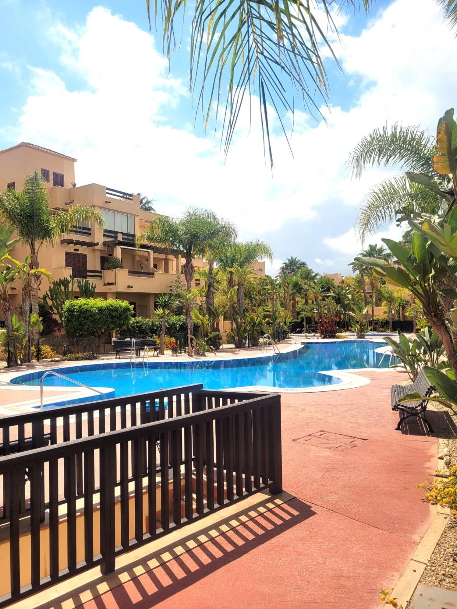 Bajo Con Una Terraza Espectacular Al Lado De La Playa Y Con Acceso Directo A La Piscina! Los Amarguillos Extérieur photo